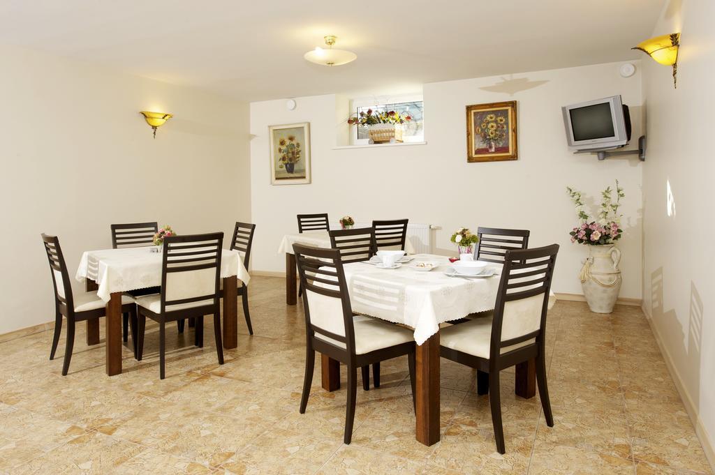 Senoji Palanga Bed and Breakfast Buitenkant foto